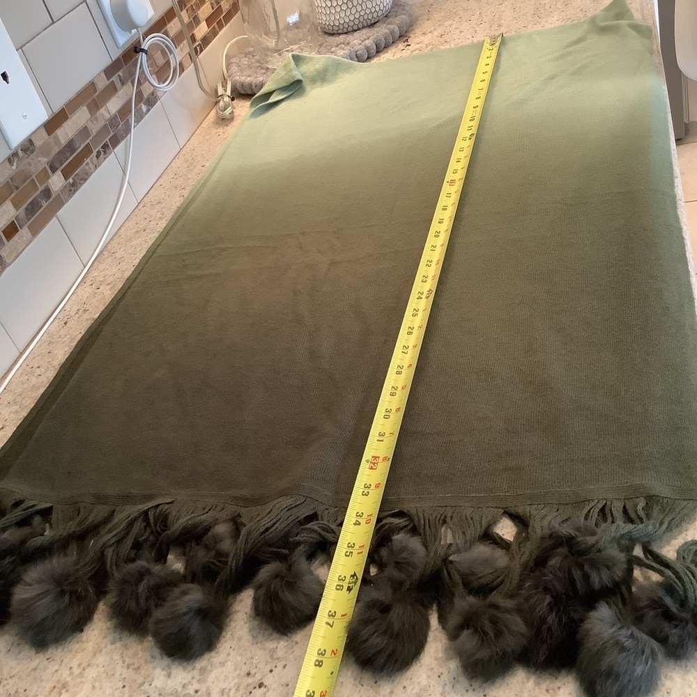 Green Scarf Throw with Tassels Ombré Wrap - Picture 8 of 8